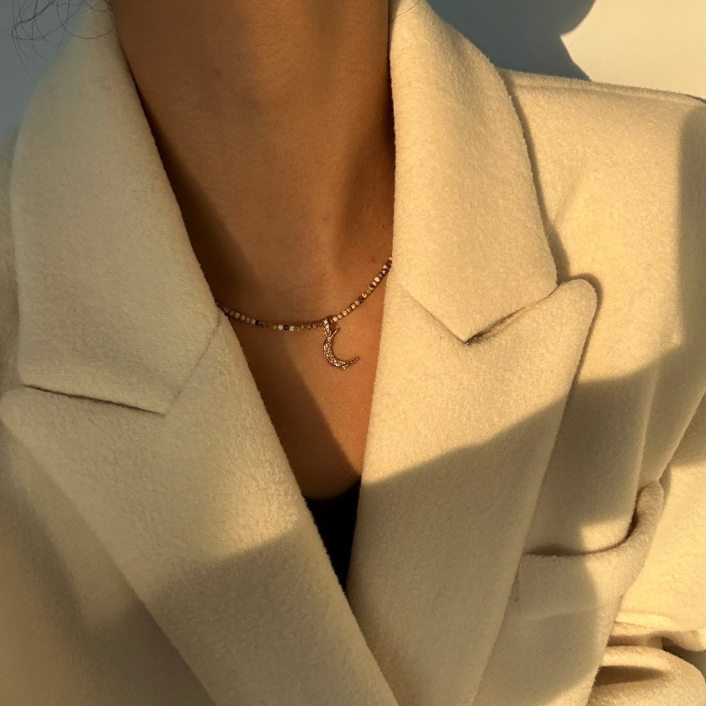 ON1621 Maillard Moon Necklace