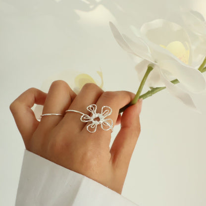 OR1420 Floral Cosmic Ring