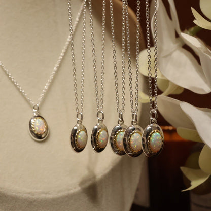 ON1620 Vintage Stylish Opal Necklace