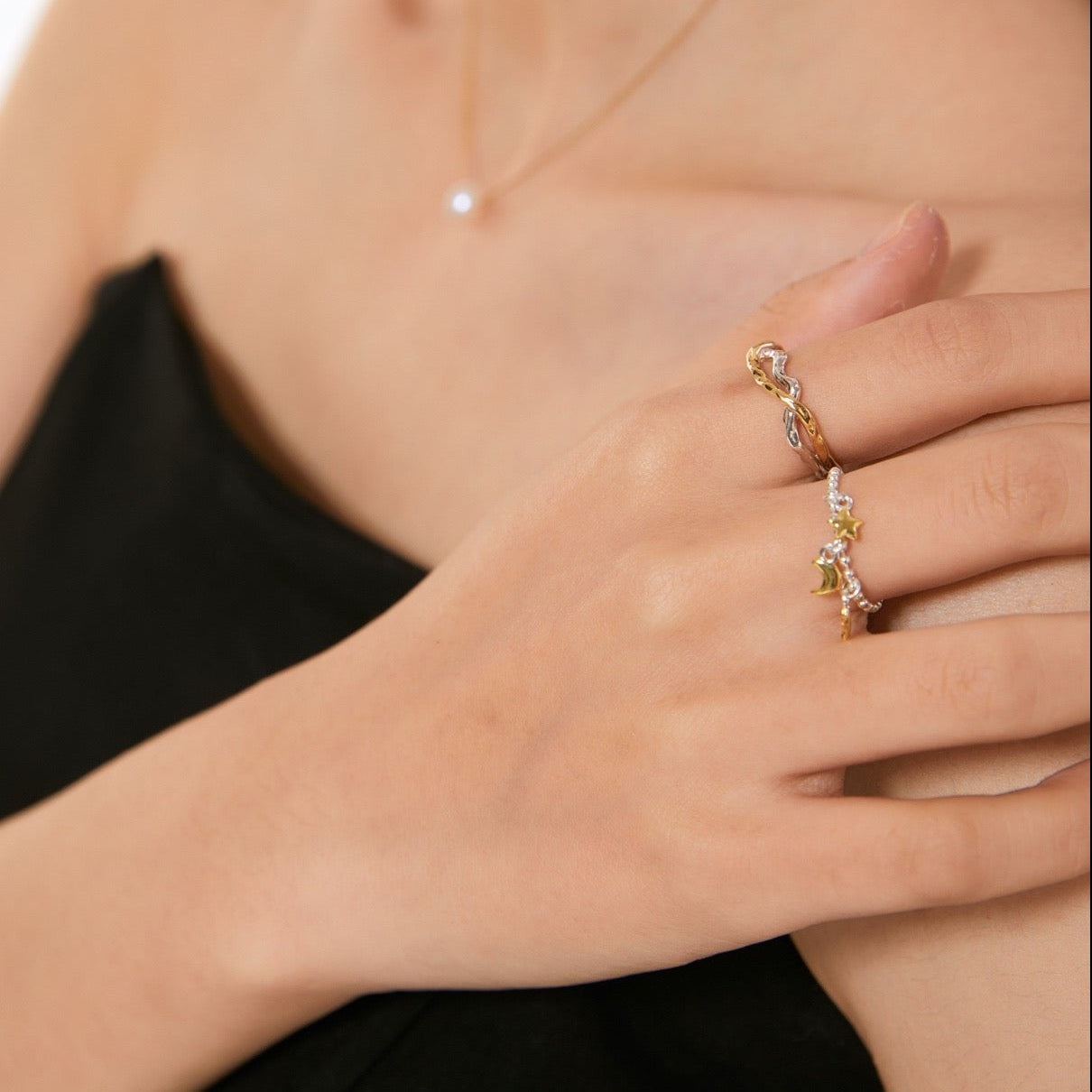 OR1421 Moon Star Ring