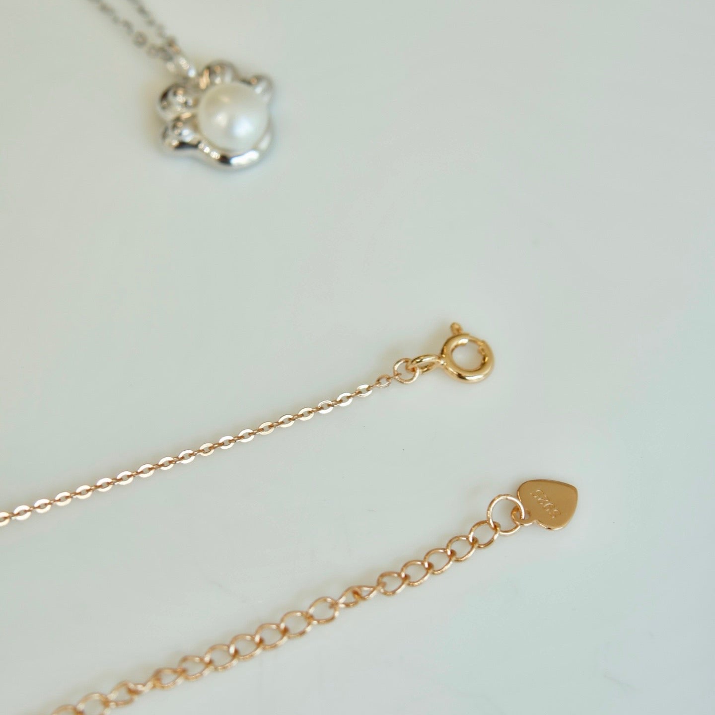 ON1622 Cat Paw Necklace