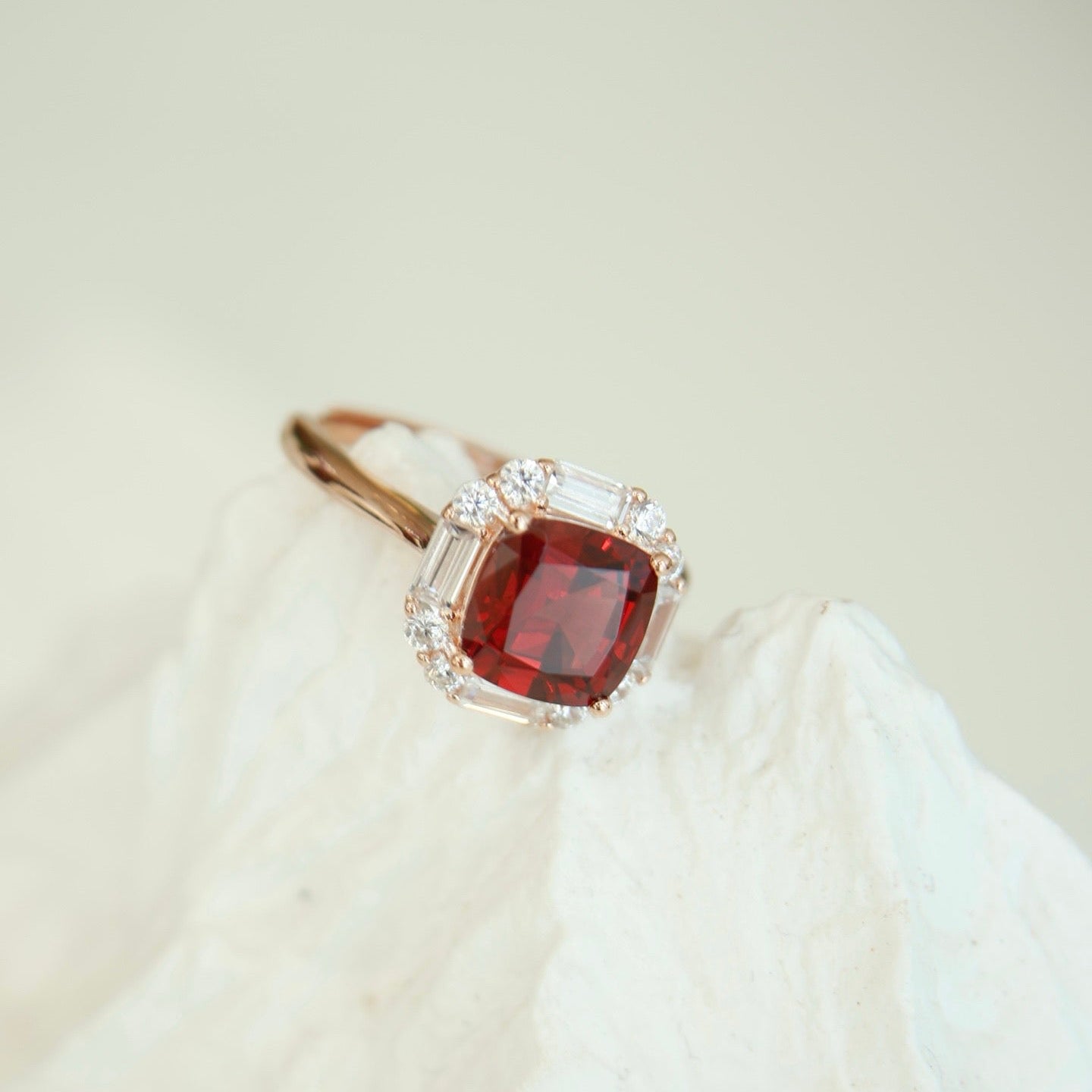 OR1412 Three-carat Natural Garnet Ring