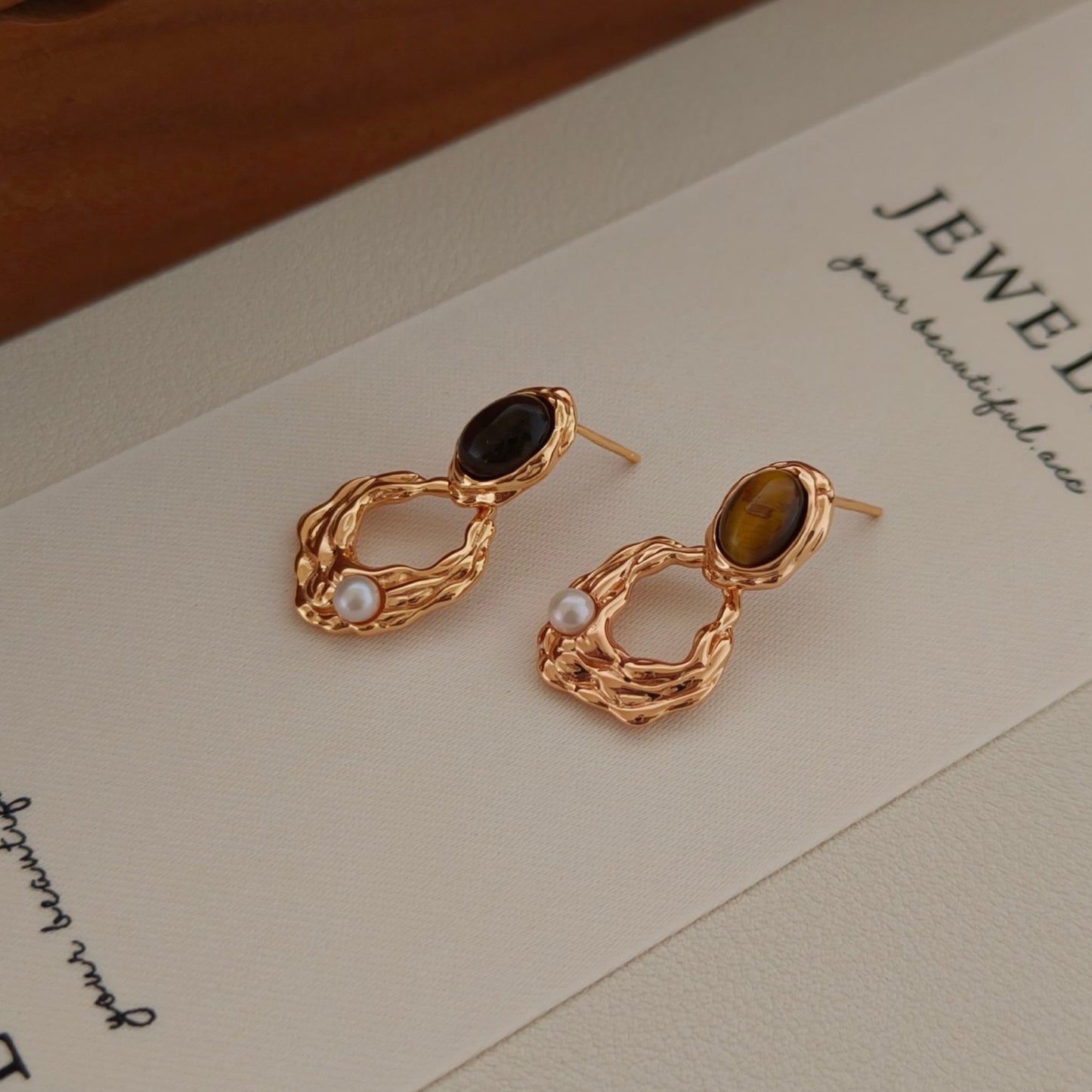 OE1618 Tigerite Earrings