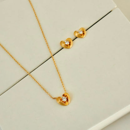 ON1301 Whispers of the Heart Necklace