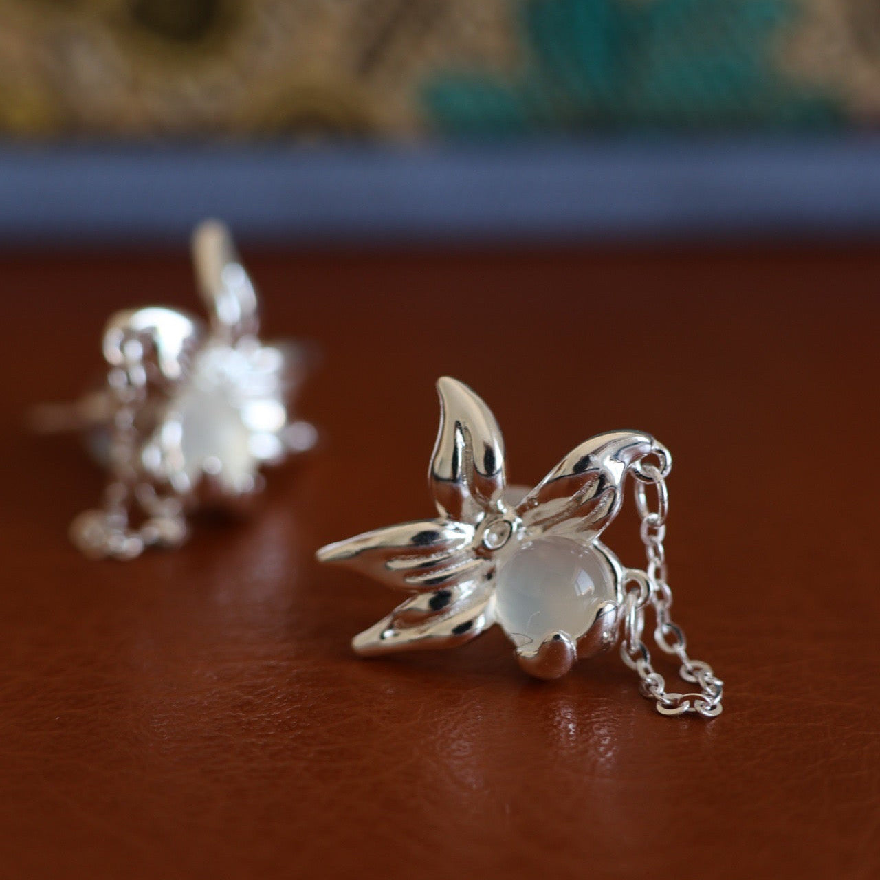 OE1607 Iris Earrings