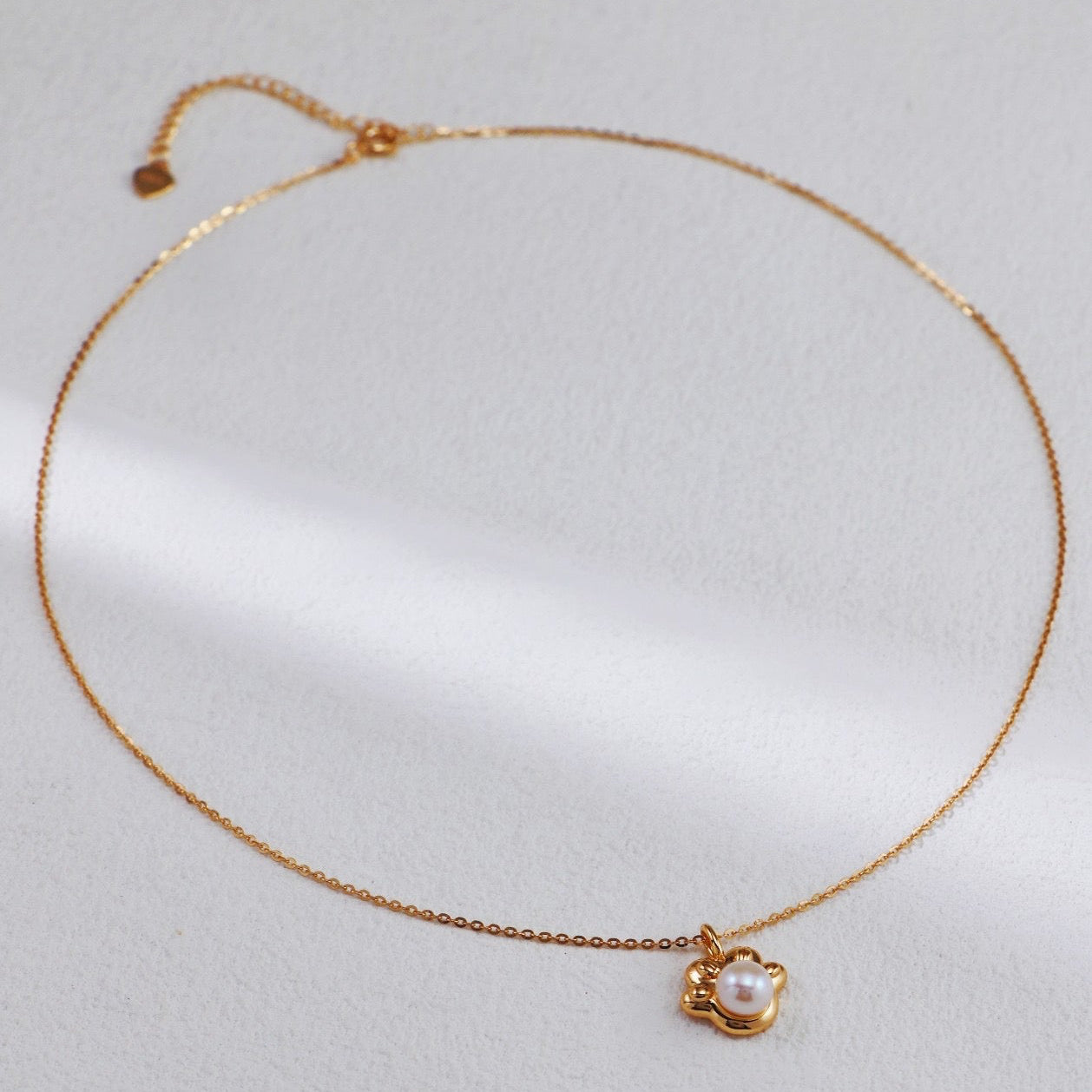 ON1622 Cat Paw Necklace