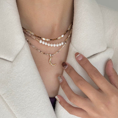 ON1621 Maillard Moon Necklace
