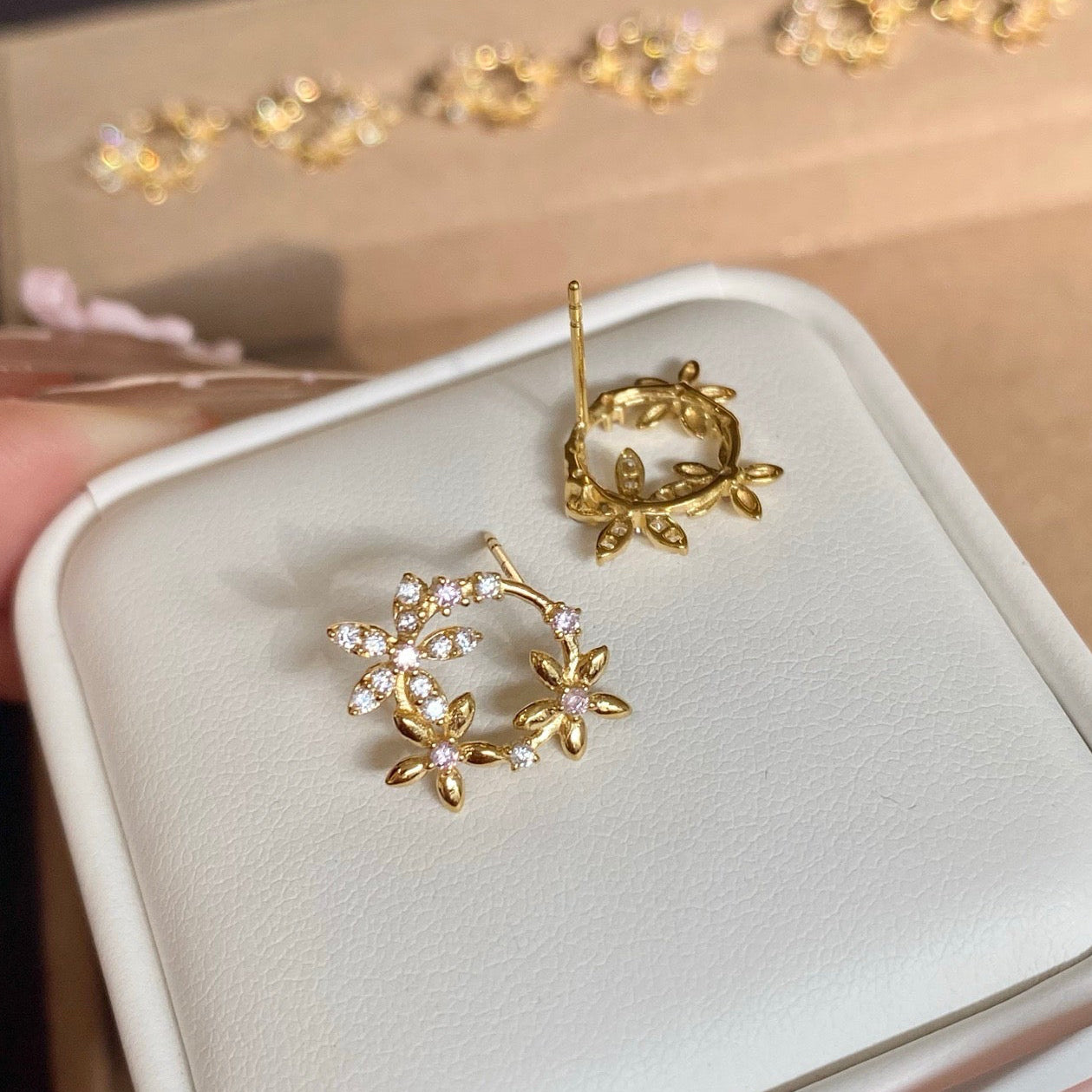 OE1609 Garden of Glimmer Earrings