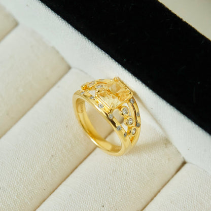 OR1401 Golden Moonlight Ring