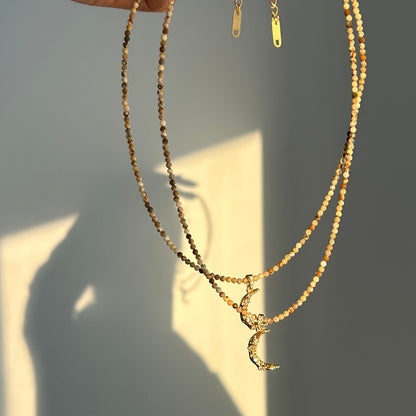 ON1621 Maillard Moon Necklace