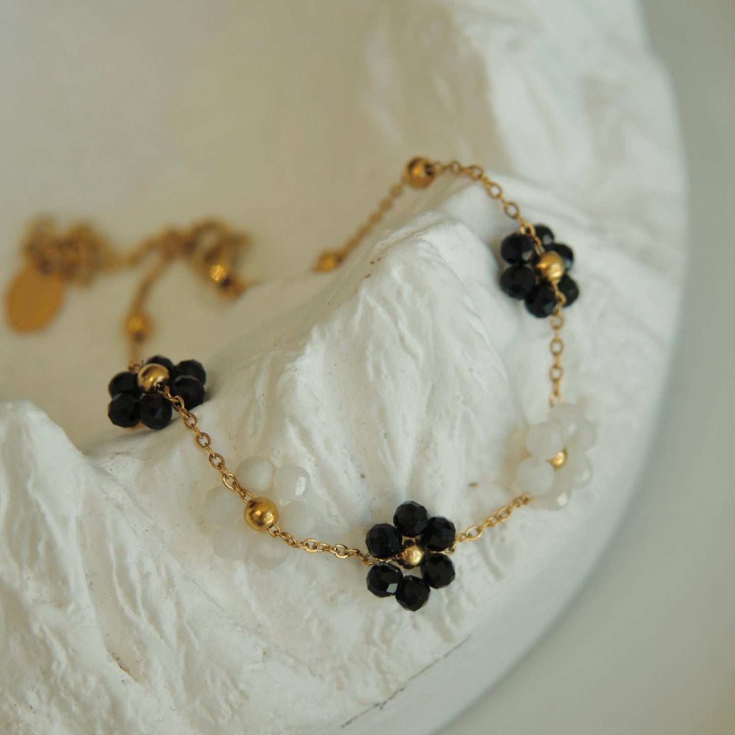 OB1506 Rebellious Garden Bracelet
