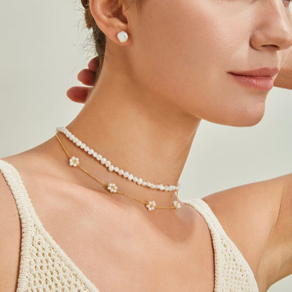 ON1625 Sliver Petal necklace