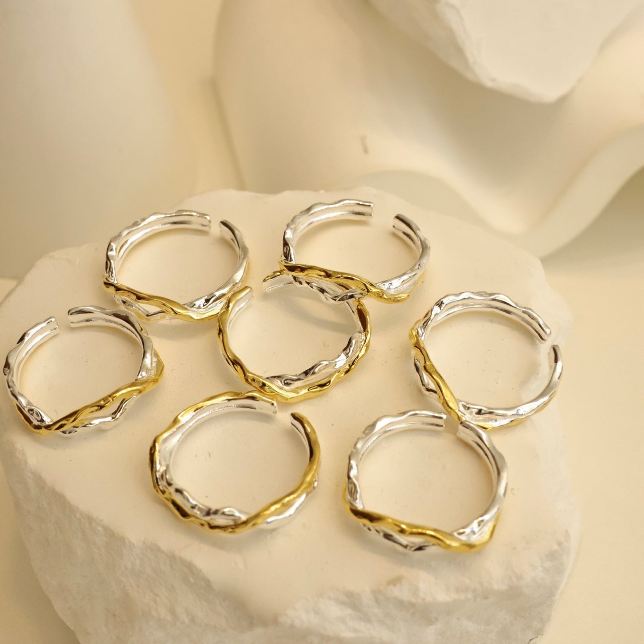 OR1417 Vine-Inspired Ring
