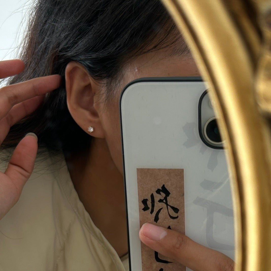OE1617 Two-ways Hoop Earrings