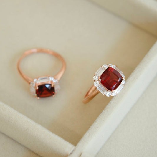 OR1412 Three-carat Natural Garnet Ring