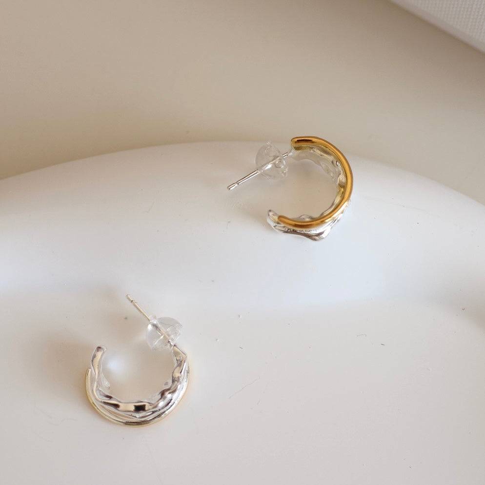 OE1610 Vine-Inspired Earrings