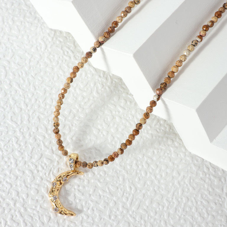 ON1621 Maillard Moon Necklace
