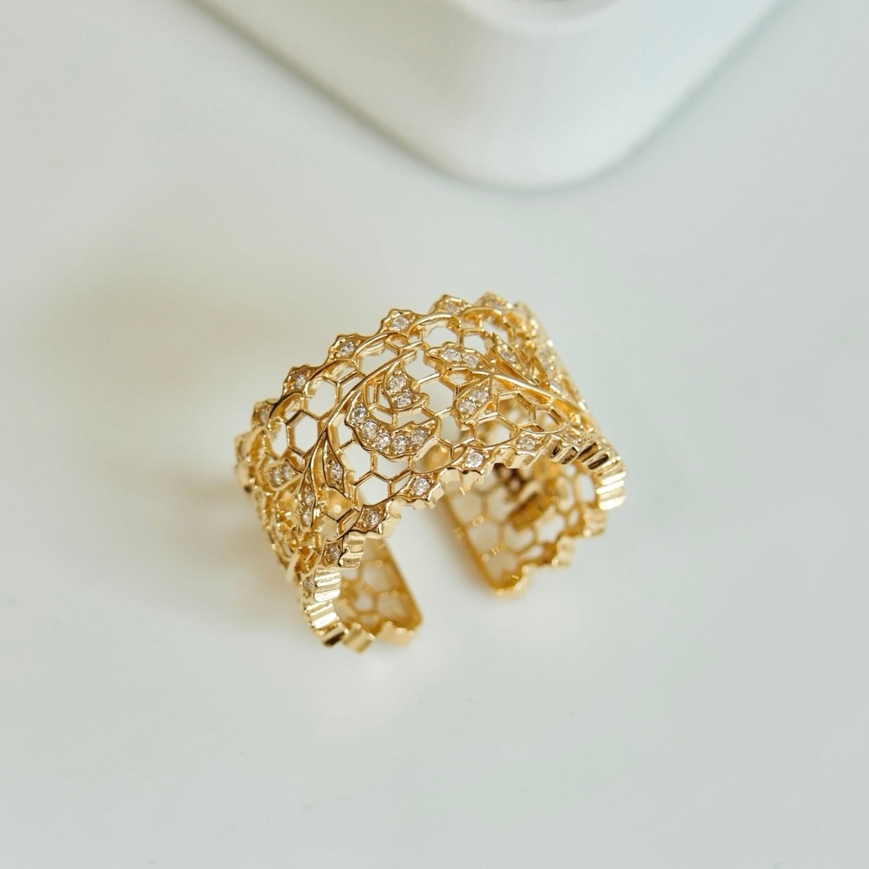 OR1409 Crackling Light Ring